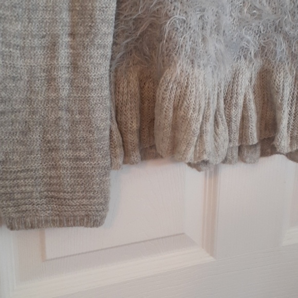 Sweater - Picture 3 of 3